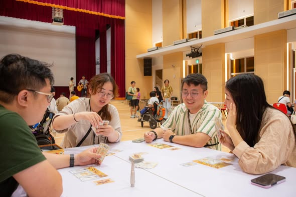 「昨天小編一不小心睡著，今天立刻起床補發啦～！😴💪」相關照片，第 4 張